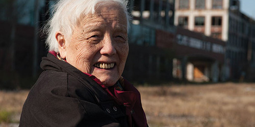 film-americanrevolutionary-graceleeboggs-500